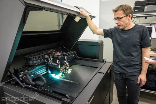 工藝贏在哪兒 Surface 3制造流程圖賞與軟件銷(xiāo)售